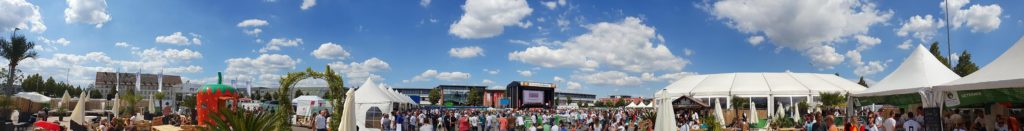 Die Südpfalz-Arena mit City Beach auf dem neuen Messegelände in Landau in der Pfalz